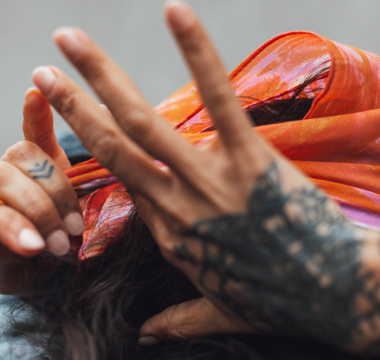 VOLTA x Aditii Rivastavaa - Foulard "Version 2"