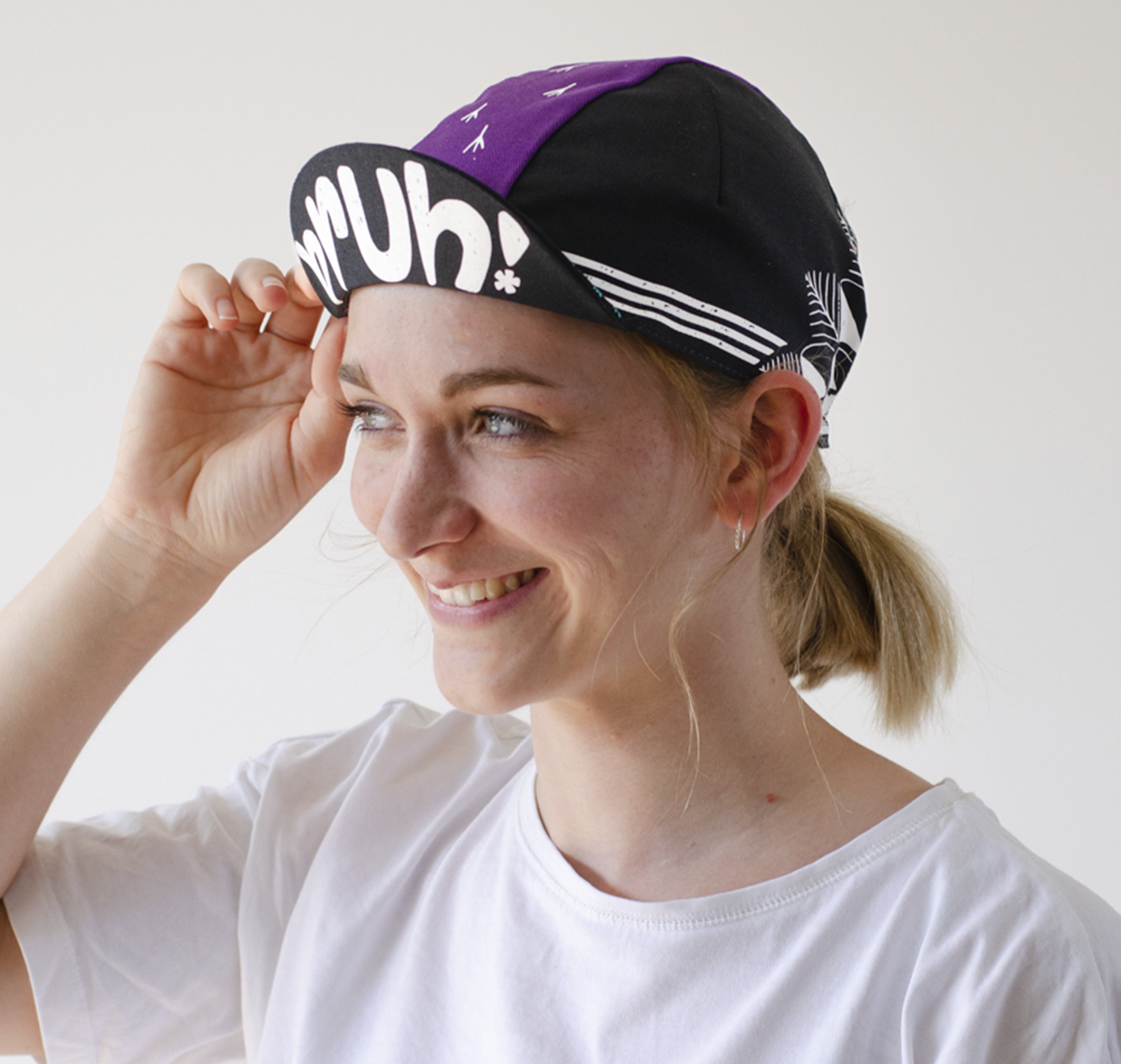 fahrradhelm als cap Judith Hirsch