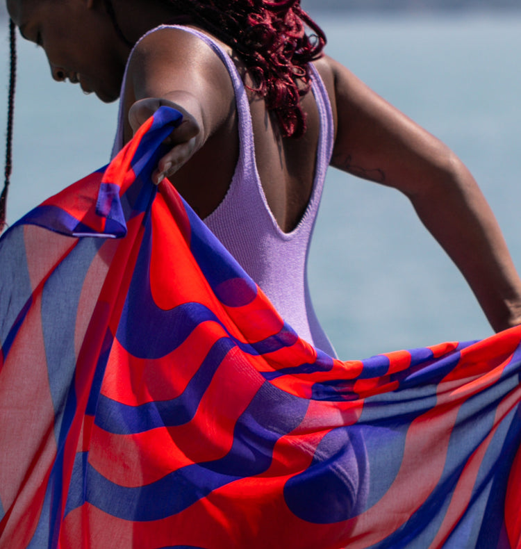 Gelavena - Strandtuch (rot/blau)