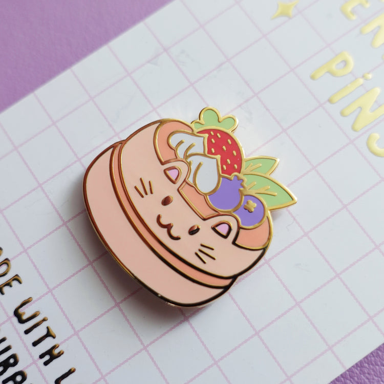 Laura LOW - Pin "Pancake"