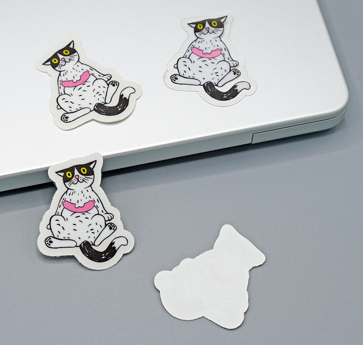 Anna-Lisa Schneeberger - Sticker „Büsi mit Wurst"