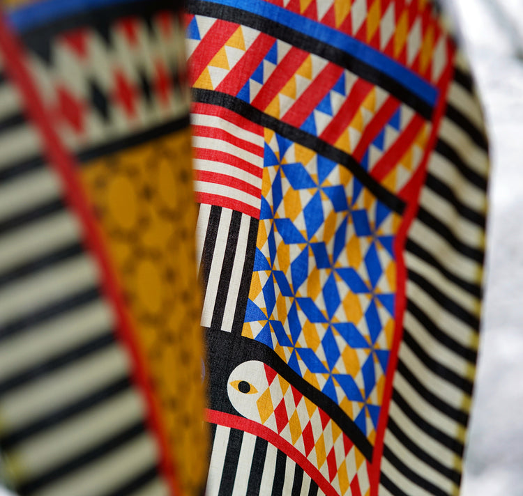 Anna-Lisa Schneeberger - Écharpe en tissu « Serpents »