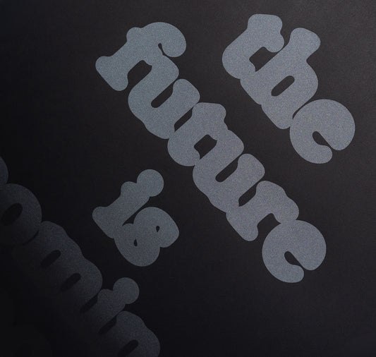 Studio Bitzi - Plakat "The future is coming soon" (schwarz)