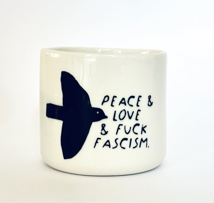 Sisterhoodprints - Tasse "Fuck fascism" (1 Stück)
