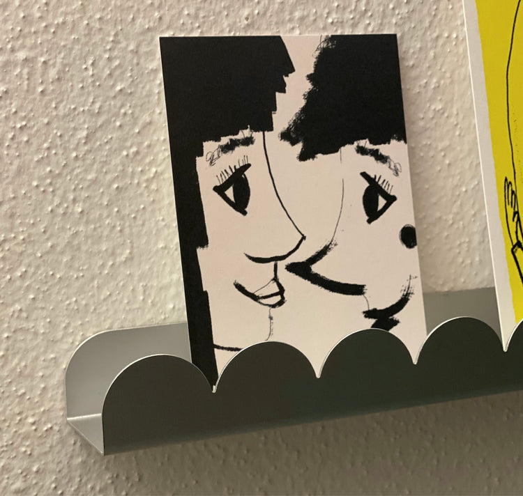 äm | äs | ka Design Studio - Wandleiste "Vinyl and art wall bar" (metallic)