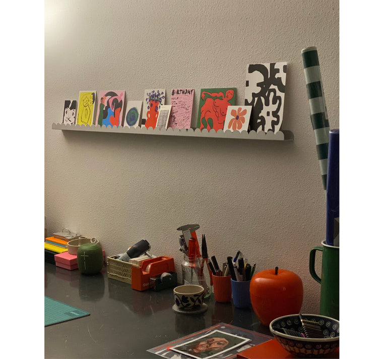 äm | äs | ka Design Studio - Wandleiste "Vinyl and art wall bar" (metallic)