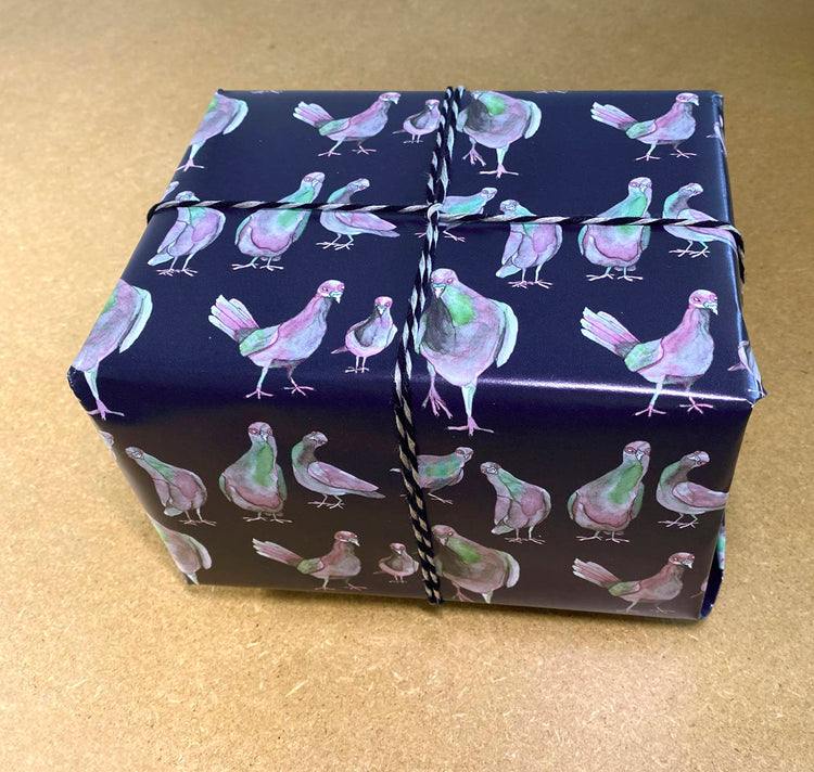 jolanda.works - Geschenkpapier "Tapir-Schwein-Taube" (3 Bögen)