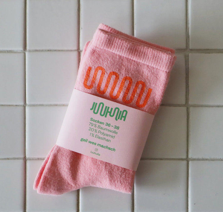 Juuhulia - Socken "uuu"