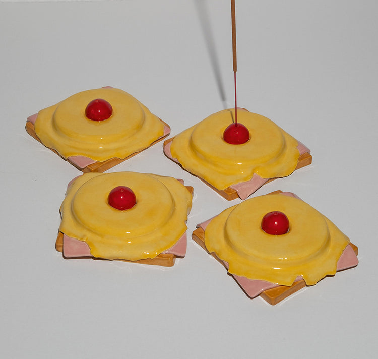 lea.jpg.raw - Keramik-Räucherstäbchen-Halter "Toast-Hawaii" (1 Stück)