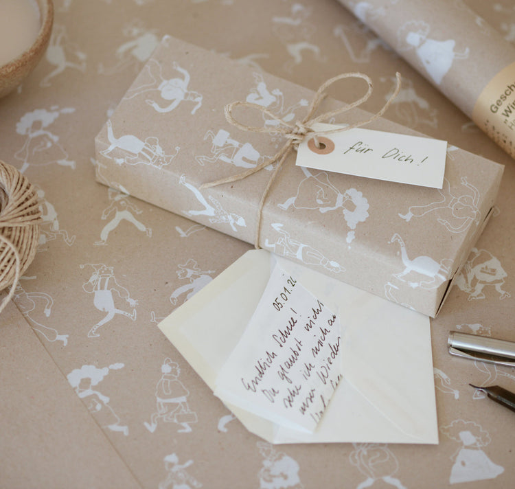 Poèmes sans rime - Papier cadeau "Winter's Day"