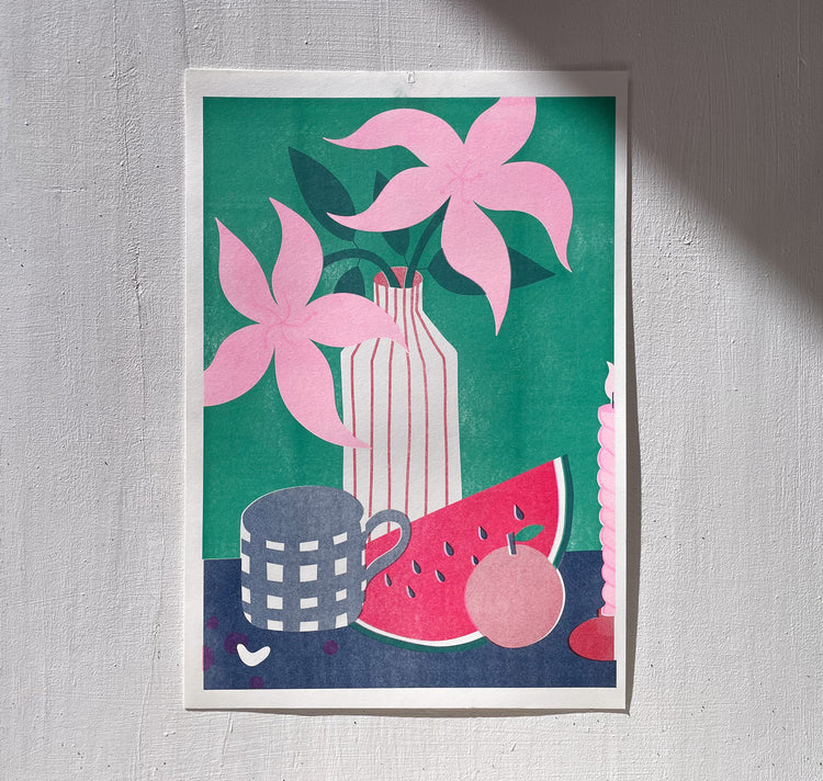 Aline Meier  - Plakat "The Lily" (Rabatt Produktionsspuren)