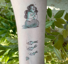 Laden Sie das Bild in den Galerie-Viewer, Rina Jost - Unterwasser Temporary Tattoos
