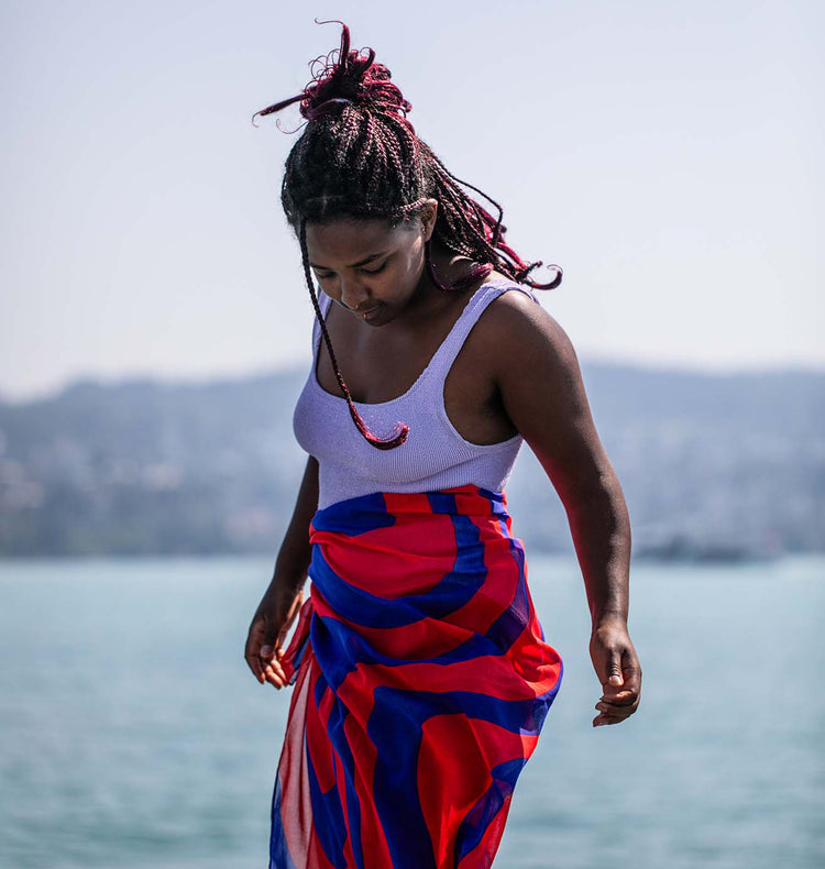 Gelavena - Strandtuch (rot/blau)