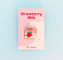 Laden Sie das Bild in den Galerie-Viewer, Laura LOW - Pin &quot;Strawberry milk&quot;
