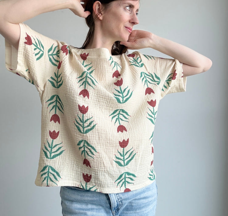 Karin Lena Schmid x Wild Sparkle - T-Shirt "Skandi Flower"