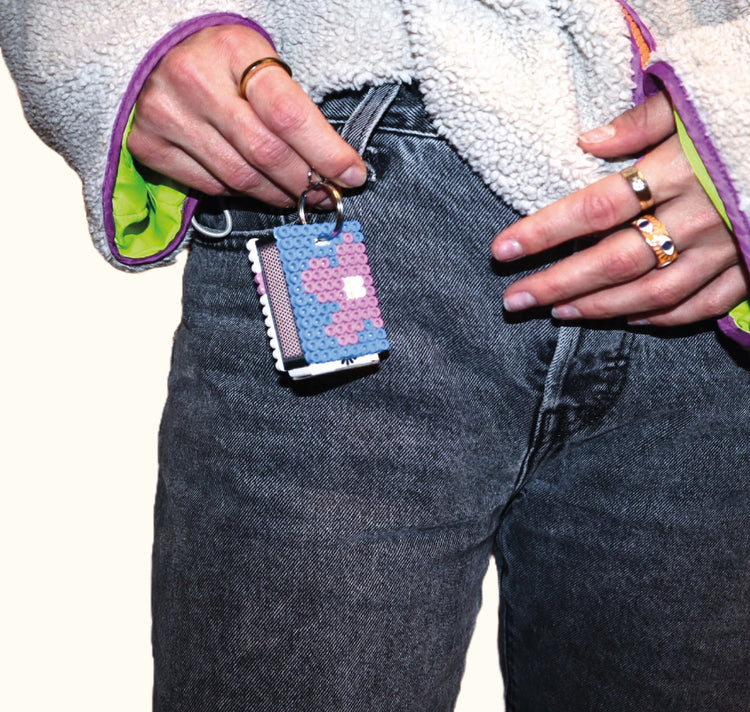 Willio Studio -  Schlüsselanhänger "LightUp" (Zufallsmuster)