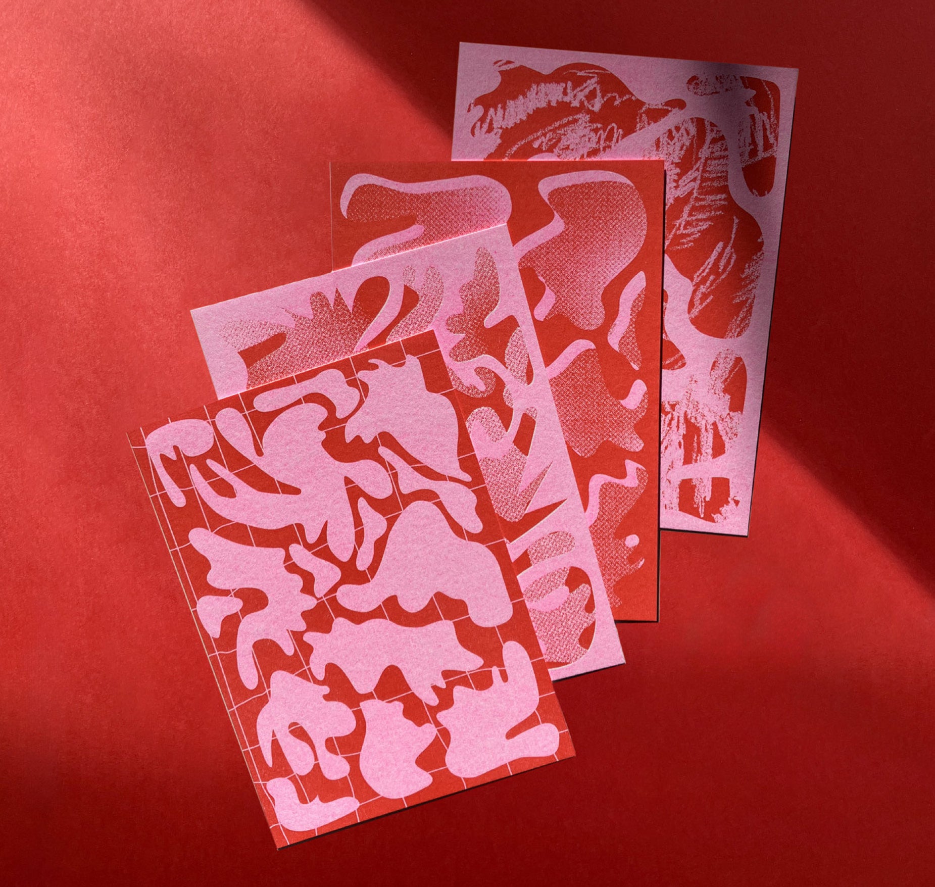 Studio Quarz - Jeu de cartes « Riso-Prise » (rouge/rose)