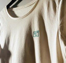 Laden Sie das Bild in den Galerie-Viewer, GINNY - Unikat T-Shirt Alge (Damen)
