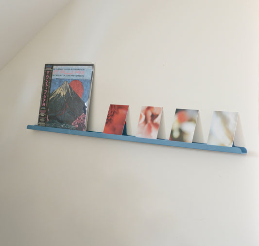 äm | äs | ka Design Studio - Wandleiste "Vinyl and art wall bar 2" (hellblau)