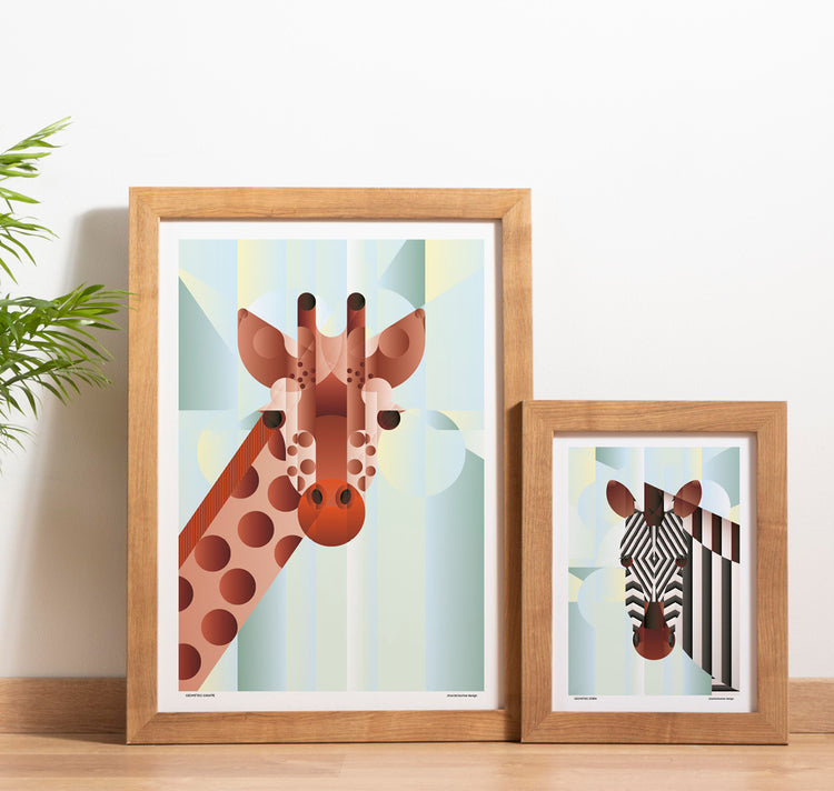 chantal kocher design - Plakat "Geometric Giraffe"