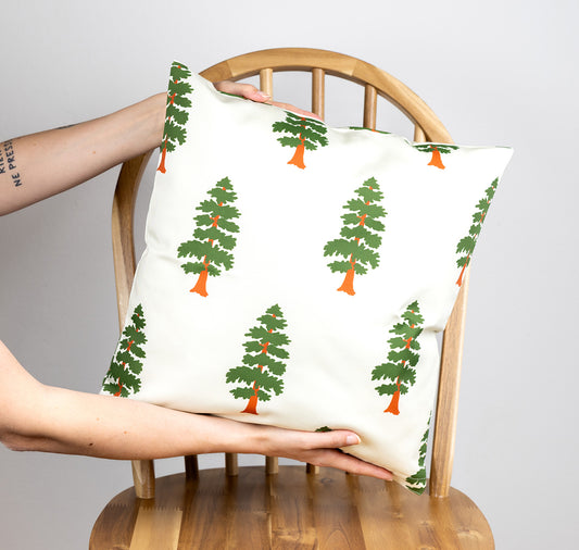 Lisa Voisard - Coussin "Sapins"