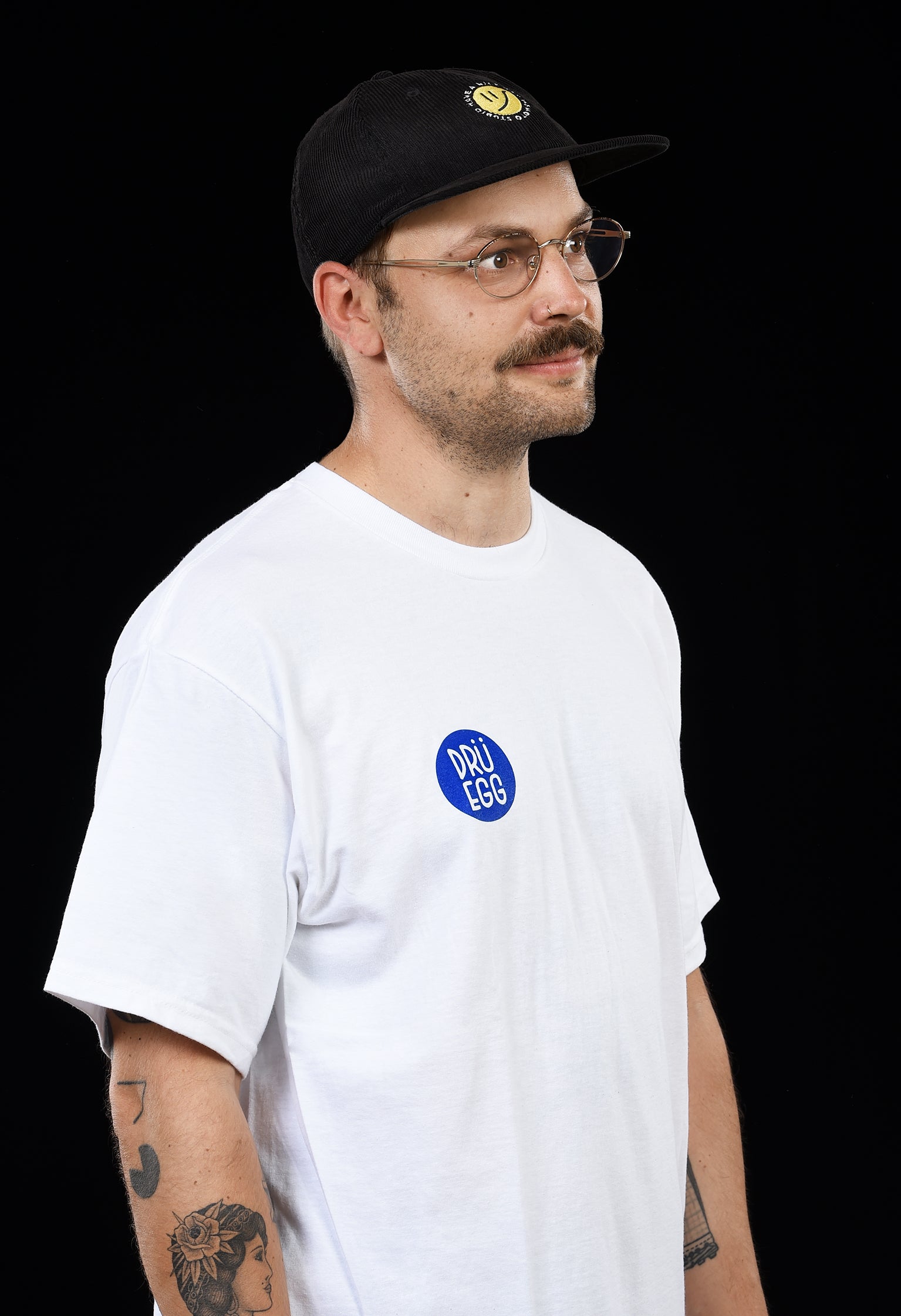 About – supportyourlocalartist.ch