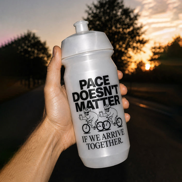 Studio Ciao - Trinkflasche "Pace doesn‘t matter, if we arrive together"