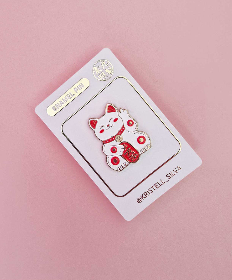 Kristell Silva Tancun - Pin "Maneki Neko"