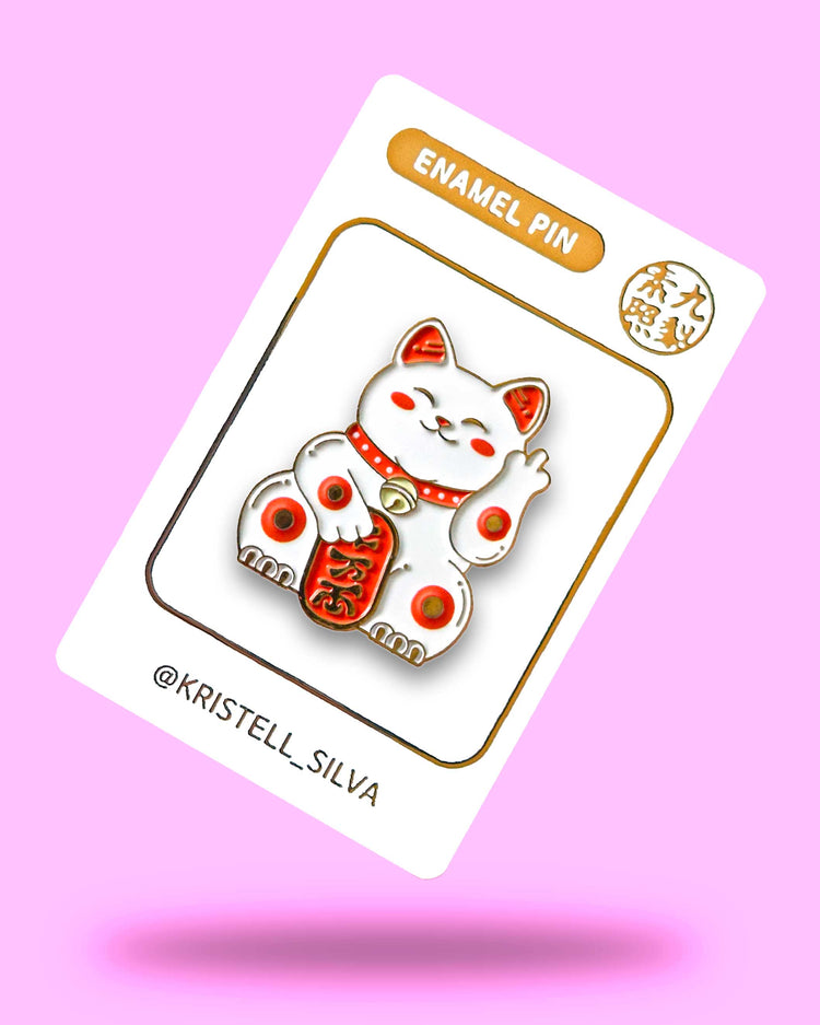 Kristell Silva Tancun - Pin "Maneki Neko"