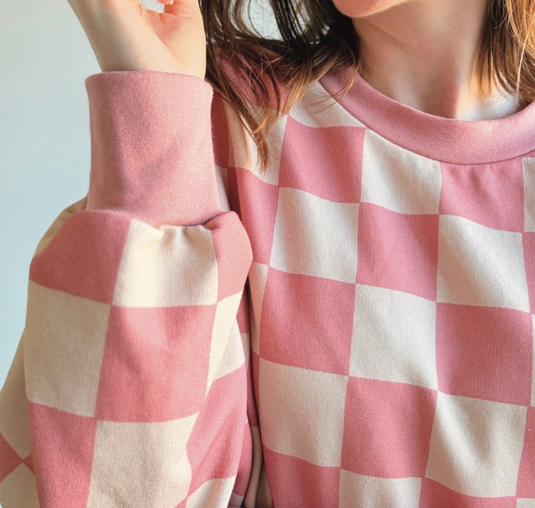 Karin Lena Schmid x Wild Sparkle - Boyfriend-Sweater "Karo Peach"