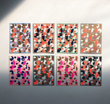 Laden Sie das Bild in den Galerie-Viewer, Aline Meier - Riso Postkarten A6 – 8er Set &quot;OF MATCHING FAKE WILD WATERMELON&quot;
