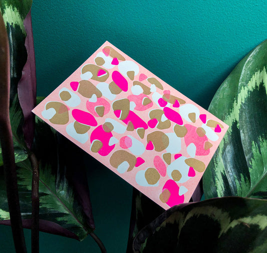 Aline Meier - Riso Postkarte A6 "SWEET FAKE"