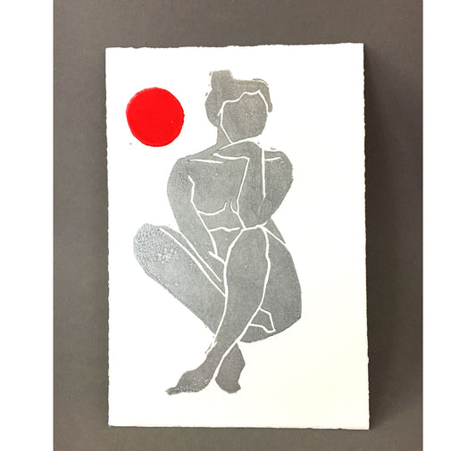 arion illustriert - Karte Original Linoldruck "silberne Frau mit zinnoberrotem Punkt"