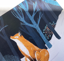Laden Sie das Bild in den Galerie-Viewer, petrahilber - Postkarte &quot;Fuchs im Wald&quot;
