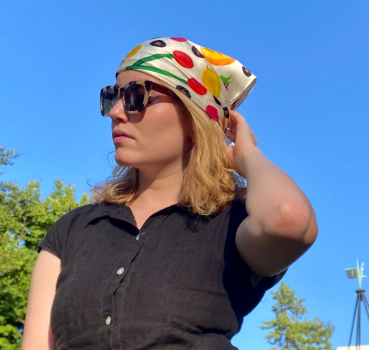 Lina Jule Sauter - Seidenfoulard "Blackberry Cream"